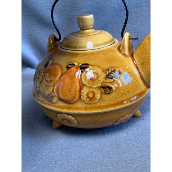 Vintage Japanese 70s Three-Toed Teapot With Fruit & Flower Design - Picture 10 of 15